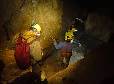 Easegill Caverns to Lancaster Hole